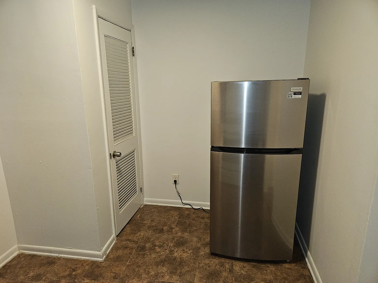 1 bed, $1,075 — Photo 3