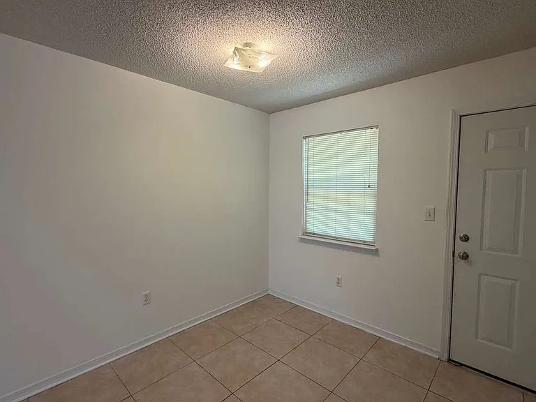 5326 Vernon Taylor Rd — Photo 15