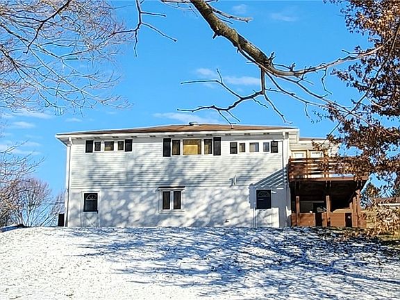 4th image of 144 Byerly Dr