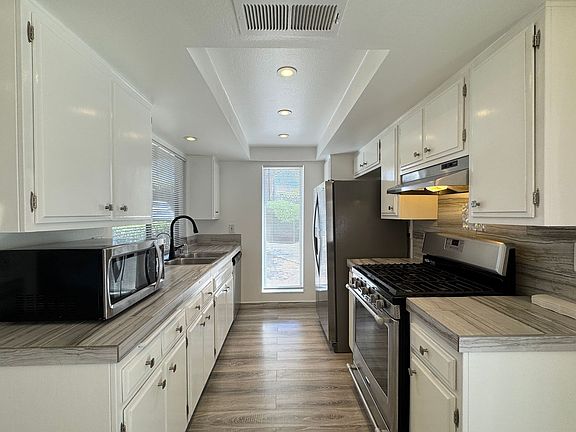 3rd image of 6878 Navajo Rd Unit 25