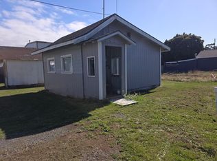 1575 1/2 Oregon St, Crescent City, CA 95531