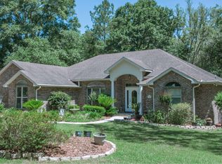 579 NW Fleming Ln, Wellborn, FL 32094