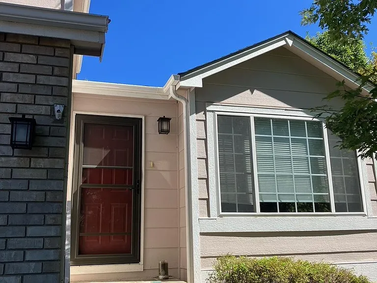 2726 Lear Dr — Photo 1
