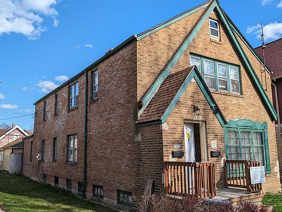 3rd image of 2944 North 48th STREET