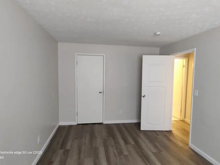 Coachwood Apartments — Photo 22
