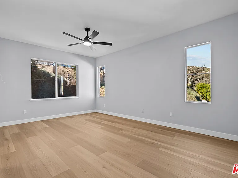 30311 Ashfield Ct — Photo 17