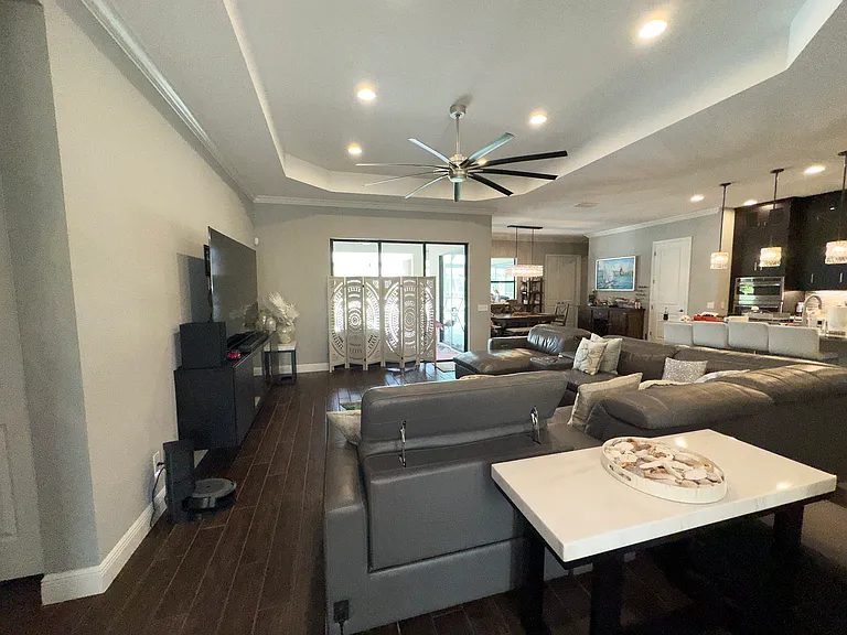 540 Regatta Way — Photo 9