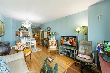 Sold by Sumitomo Real Estate Sales