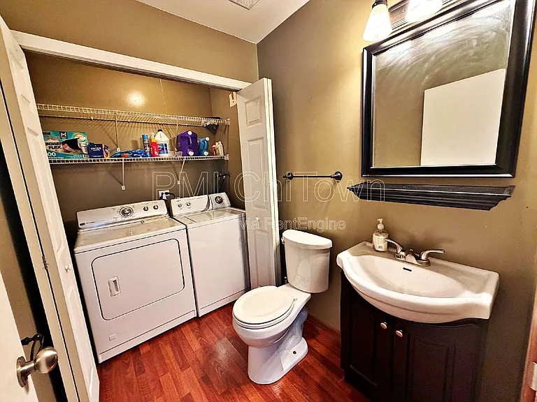 800 W Beechtree Ln — Photo 13
