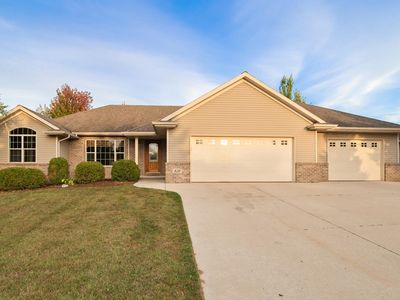 832 Severndroog Way, Green Bay, WI, 54313
