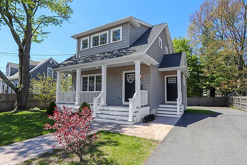 214 Shaw St Photo 1
