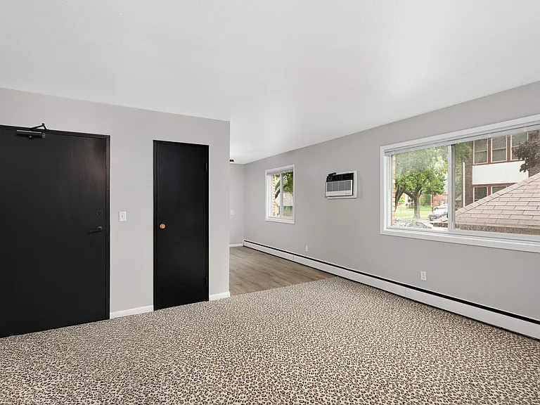 3115 Aldrich Ave S #202 — Photo 10