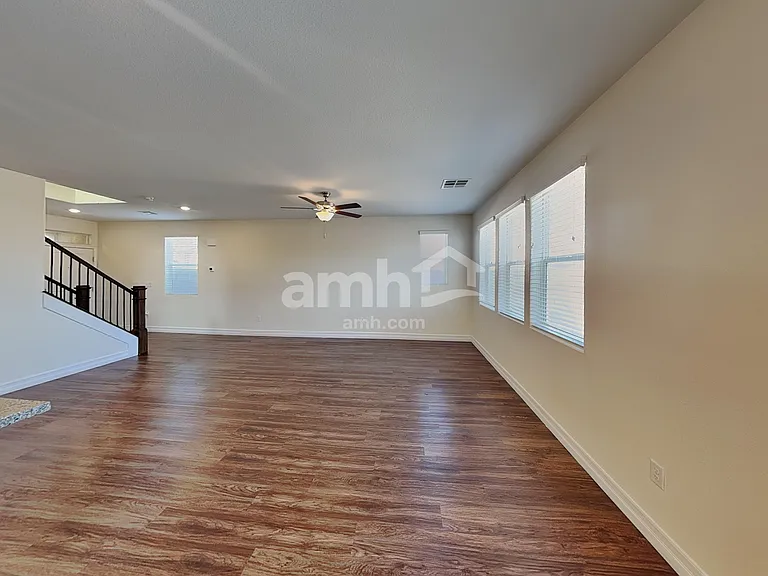 5824 Petronius St — Photo 9