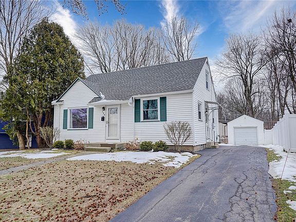 2nd image of 155 Berwick Rd