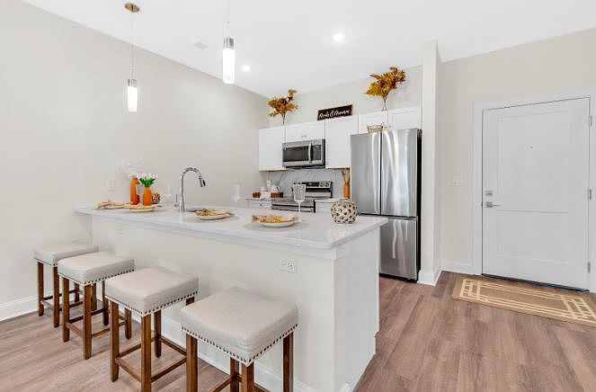 1st image of 749 Vose Ave #301
