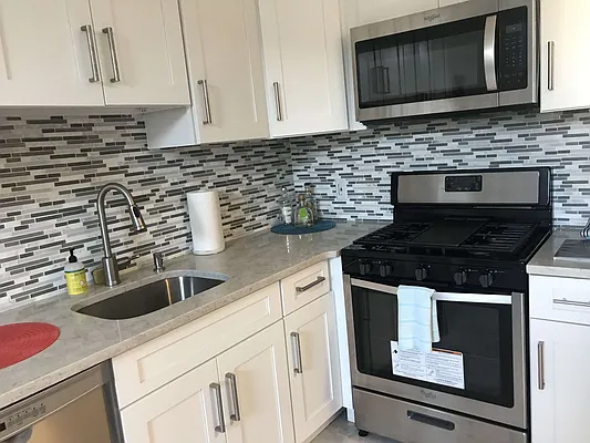 Rented by Sandra Ospina, Licensed Real Estate Broker | media 24