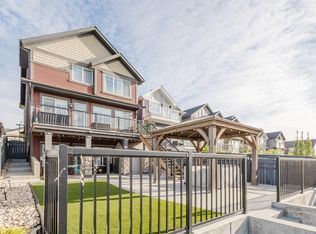 1415 Darby Grn SW, Edmonton, AB T6W 4N4