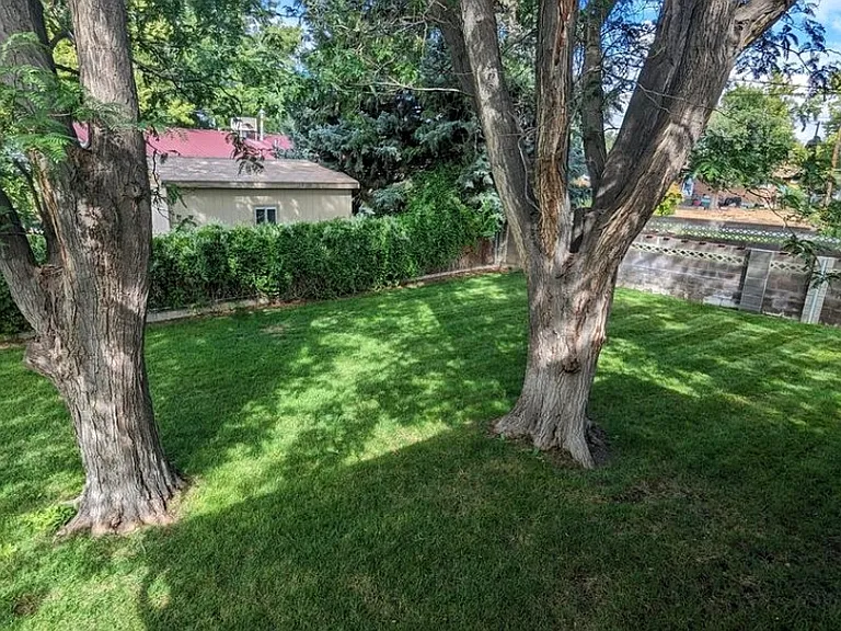 104 Akard Ave — Photo 14