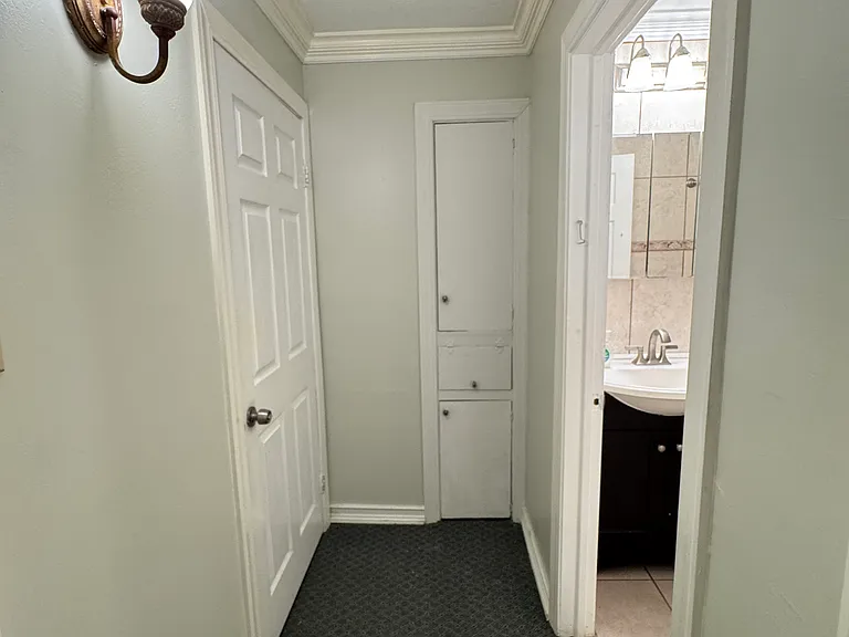 743 Coral St — Photo 5
