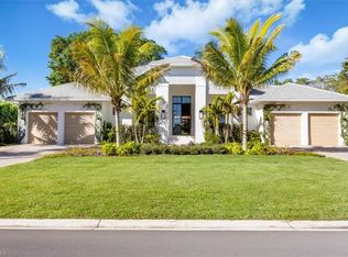 4851 Crayton Rd, Naples, FL 34103