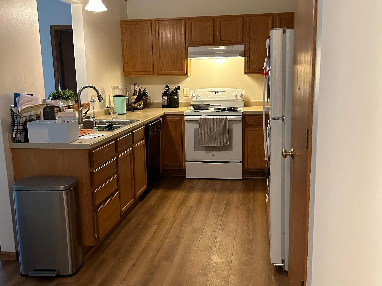 3 bed, 1300 sqft, $2,195 — Photo 4