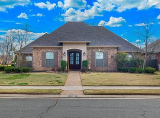 336 Briars Ct, Bossier City, LA 71111