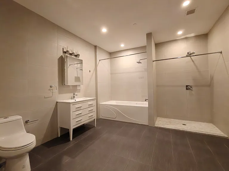 48 Eagle St #1-307 — Photo 15