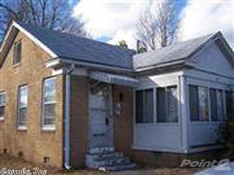 2nd image of 2002 S Olive St