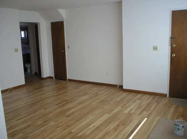 397 Kamena St, Fairview, NJ 07022