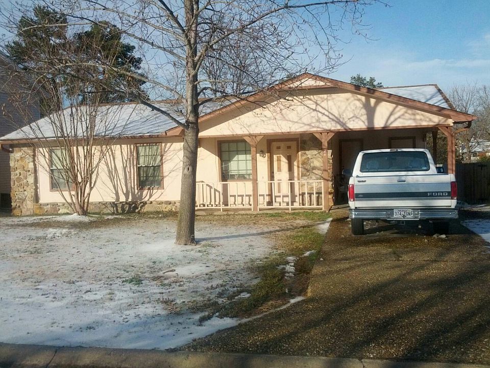 2nd image of 24 Kingspark Dr