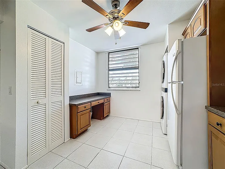 434 Palm Tree Dr #434 — Photo 13