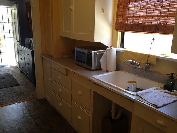 5th image of 535 E Lomita Ave
