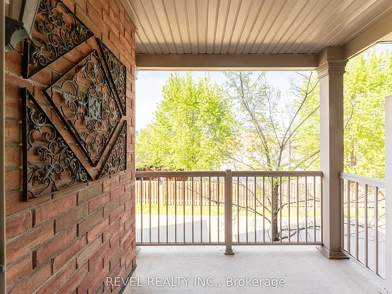 1401 Plains Rd E #114 — Photo 3