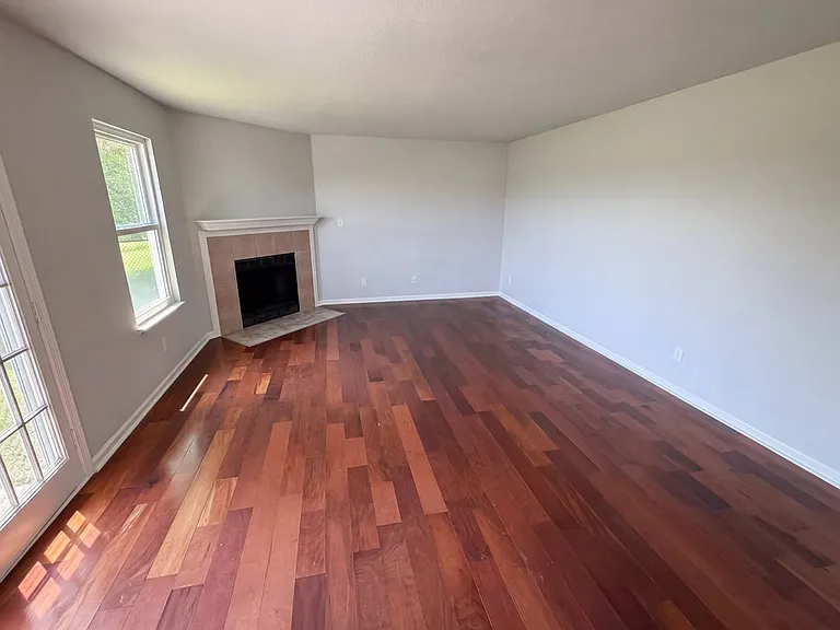 7642 Eagle Valley Pass — Photo 7
