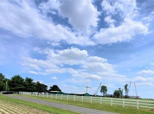 9616 Keck Rd, Saint Jacob, IL 62281