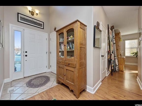 2nd image of 841 E Forest Farm Cir