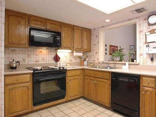 4th image of 1209 GOLDEN POND ST #302