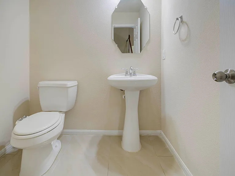 15115 Russet Bend Ln — Photo 18