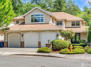 8816 140th Avenue SE, Newcastle, WA 98059