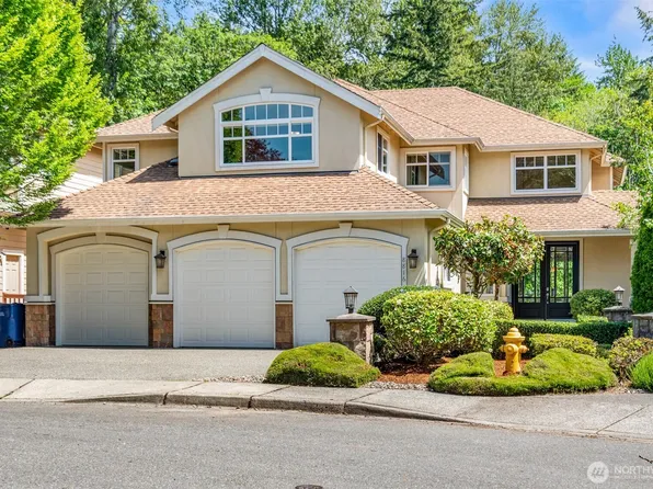 8816 140th Avenue SE, Newcastle, WA 98059