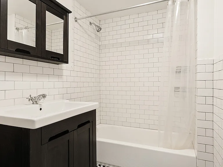 177 Bergen St #1 — Photo 4