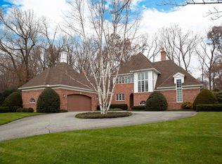 364 Green Hill Rd, Longmeadow, MA 01106