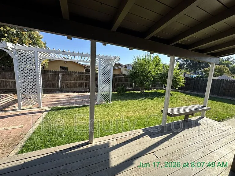 2601 S Kloth Dr — Photo 19