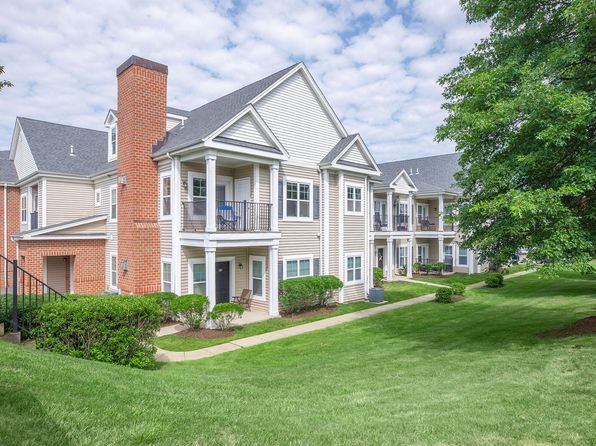 211 Pomeroy Ave #1205