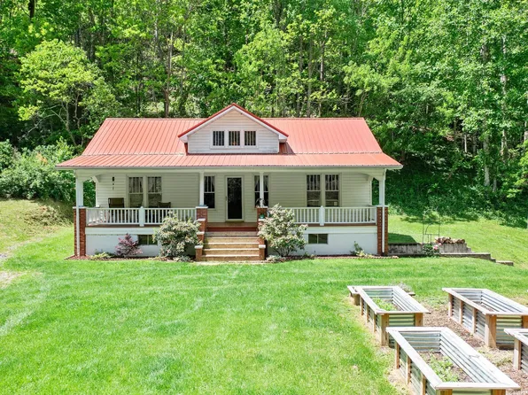 4685 State Highway 197 Hwy, Green Mountain, NC 28740