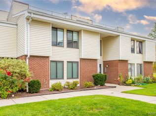 43 Beehunter Ct, East Amherst, NY 14051