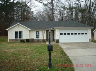 164 Bear Den Ct, Dalton, GA 30721