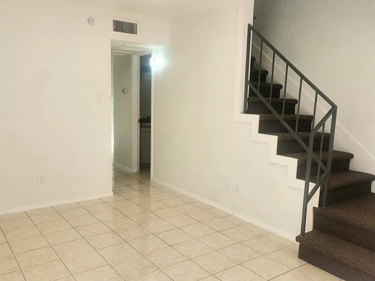 6828 Brentwood Stair Rd — Photo 2