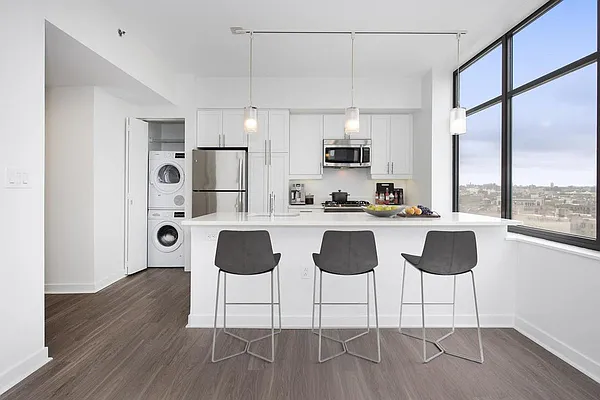 Rented by Bold Marketing | media 20