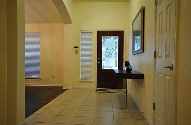 2nd image of 609 Hickory Run Dr